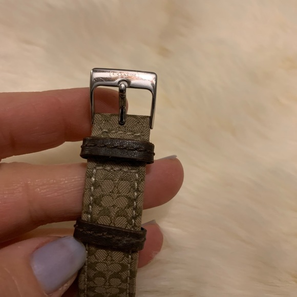 Authentic COACH Brown Khaki WATCH Silver Dial Signature C - Picture 7 of 16